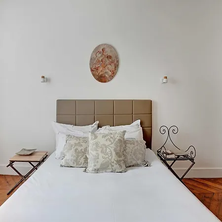 Appartamento Superbe Haussmannien 4br 10p Parc Monceau
