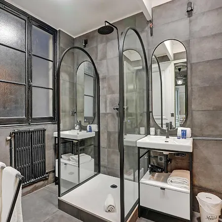 Superbe Haussmannien 4br 10p Parc Monceau